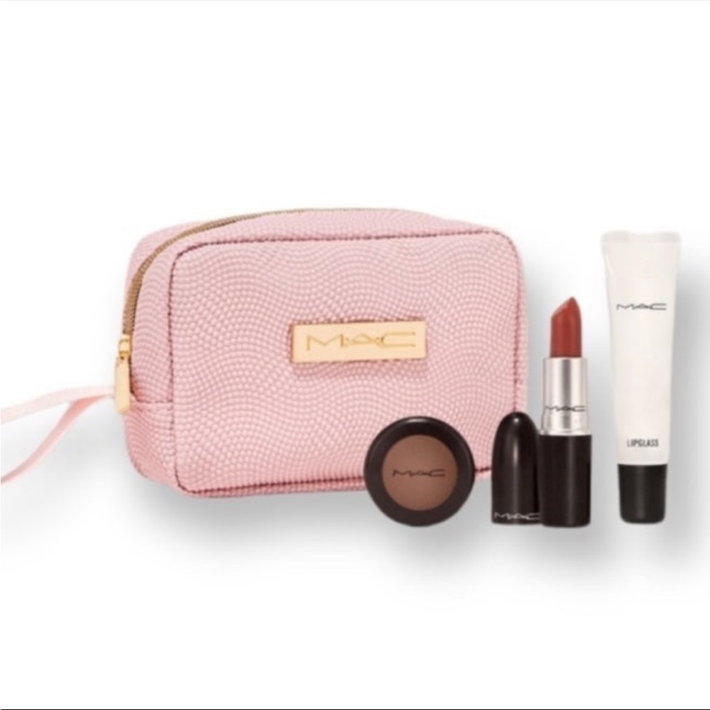 FULL SIZE Makeup - MAC Cosmetics 4 Piece Gift Set